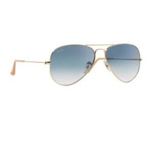 Ray-Ban 
Blue Gradient Aviator Sunglasses - Women
